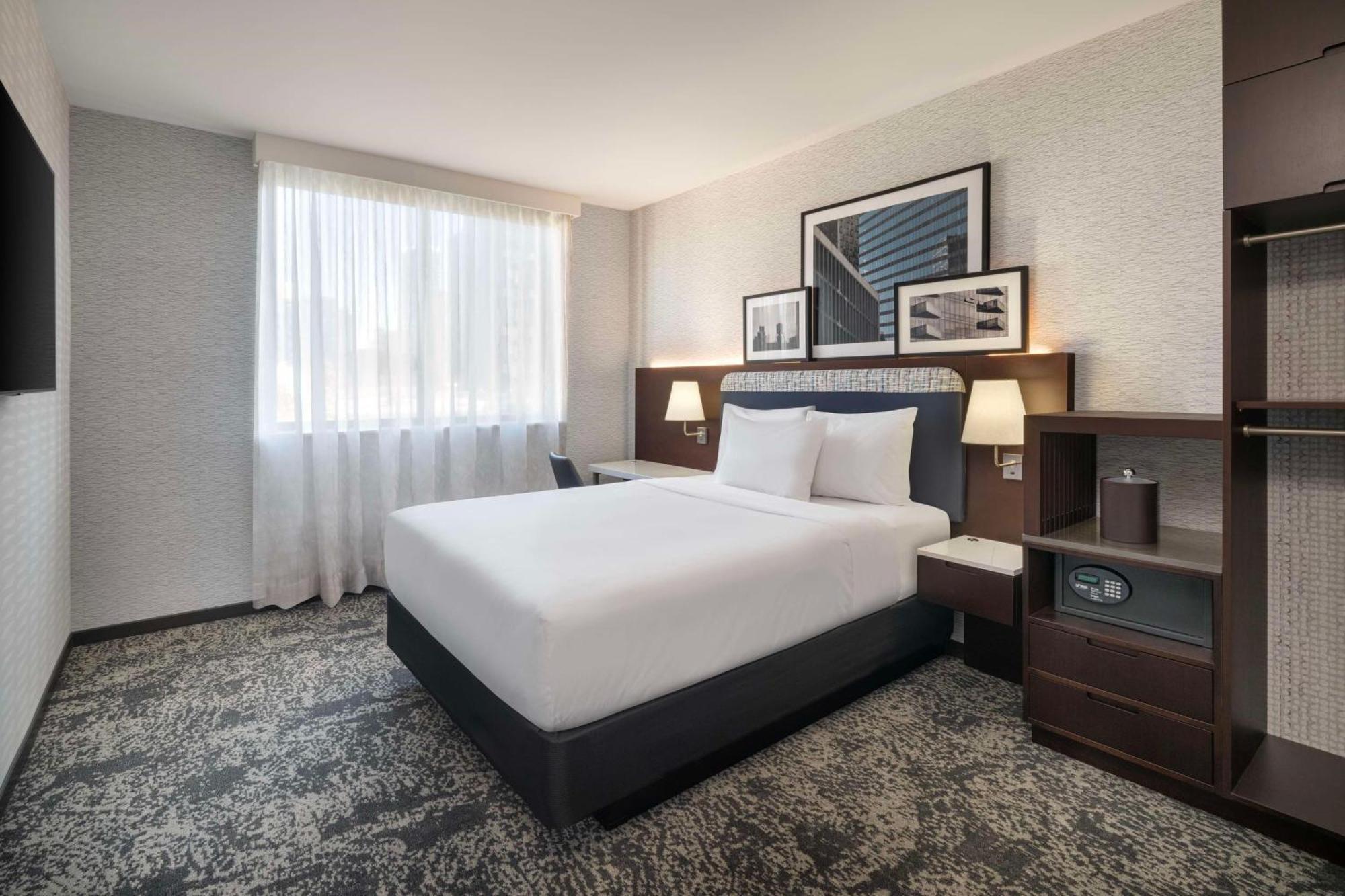 Doubletree By Hilton Long Island City, Ny นิวยอร์ก ภายนอก รูปภาพ